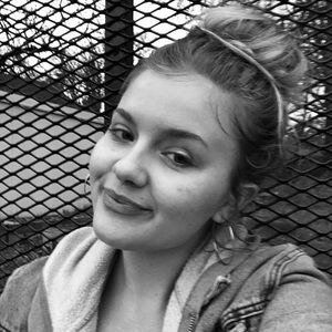 Meet your Posher, Maia